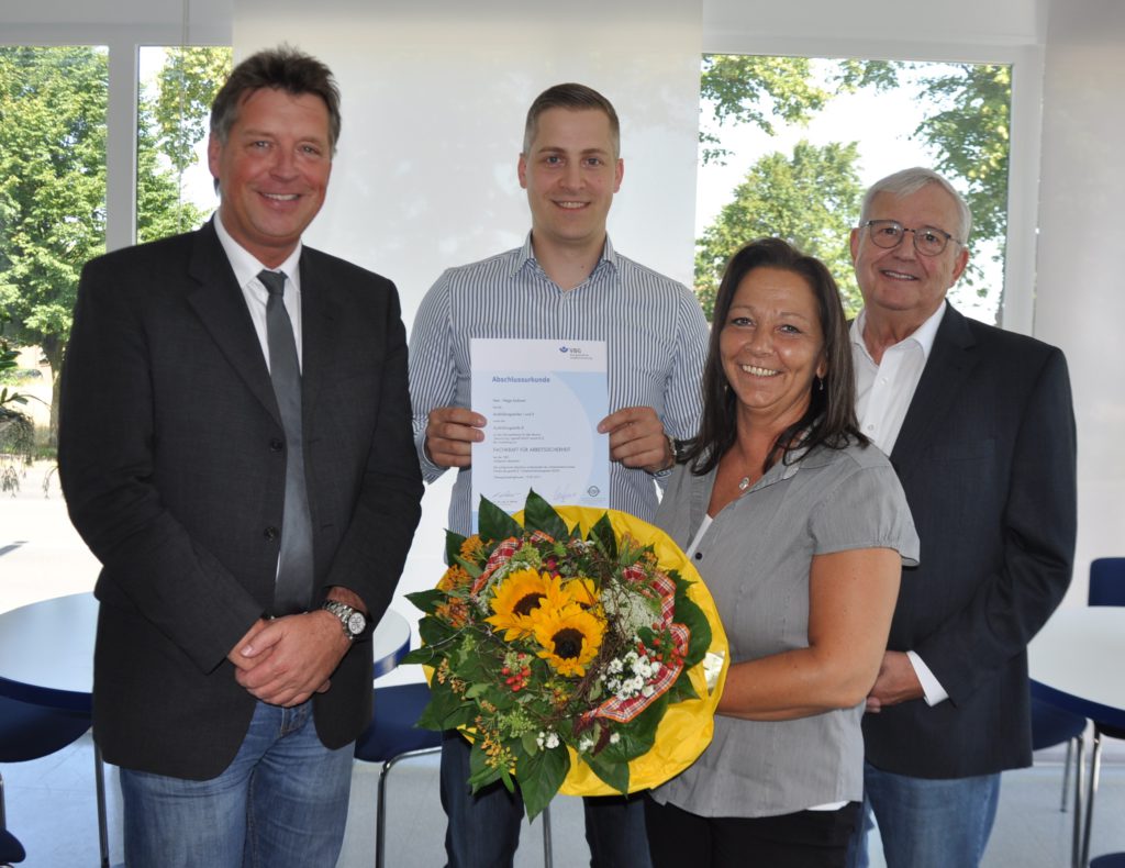 Gratulation zum Abschluss der Fachkraft für Arbeitssicherheit - DSC 0060 Zuschnitt 1024x790